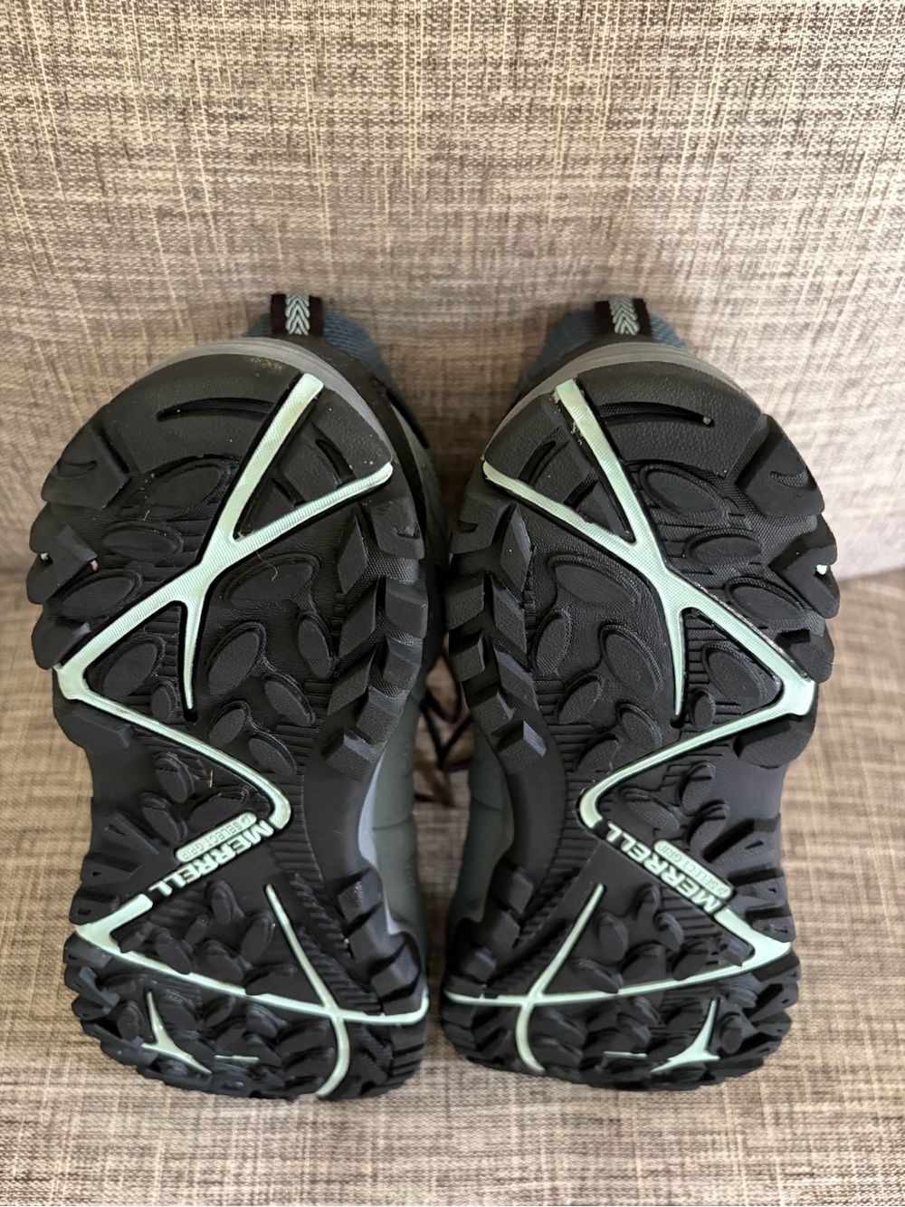 Merrell Women's Moab Hiking Boots - Picture 10 of 13